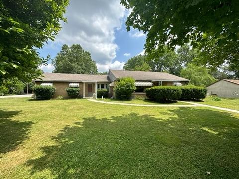 5775 Woodside Dr, Indianapolis, IN 46228