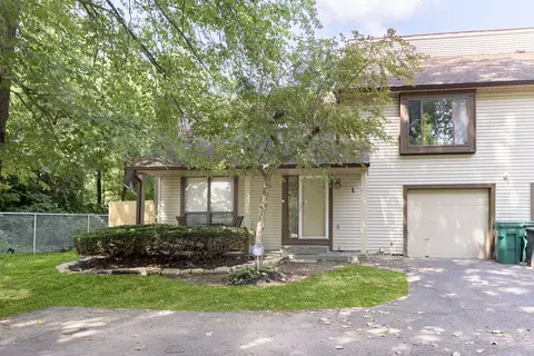 2435 Hideaway South Dr, Indianapolis, IN 46268