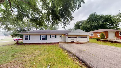 1207 Locust St, Frankton, IN 46044