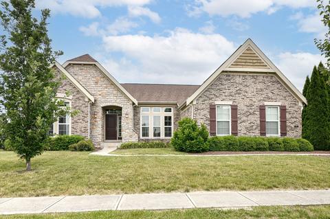 1176 Clearwell Dr, Greenwood, IN 46143