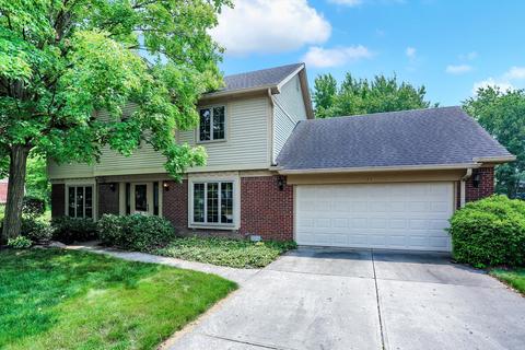 71 Glasgow Ln, Noblesville, IN 46060