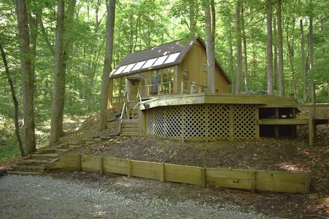1475 Robb Hill Rd, Martinsville, IN 46151