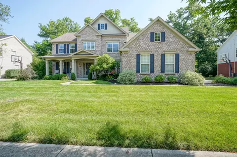 6006 Hollythorn Pl, Carmel, IN 46033