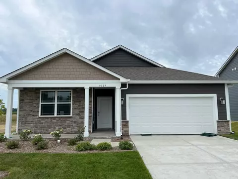 9309 Hemingway Dr, Indianapolis, IN 46239