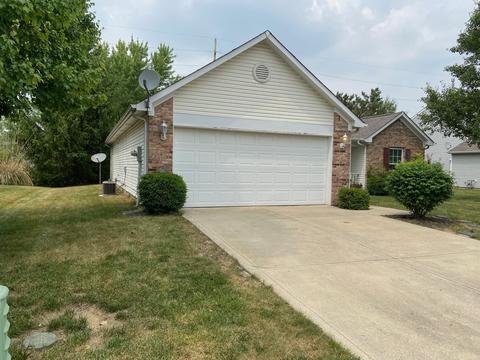 658 Trent Dr, Greenwood, IN 46143
