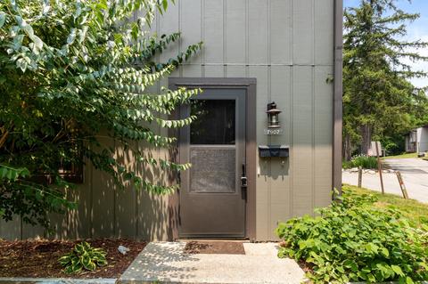7907 Benjamin Dr, Indianapolis, IN 46226