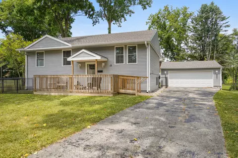 13 Taylor Ct, Danville, IN 46122