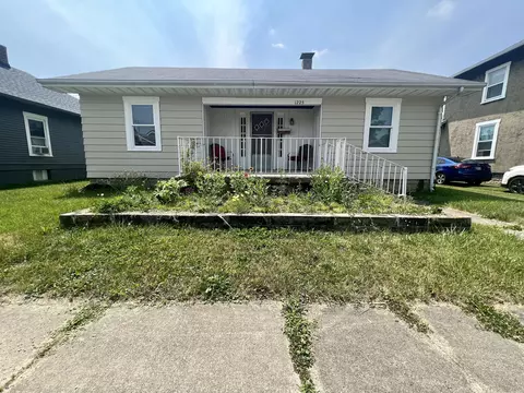 1225 Elm St, Shelbyville, IN 46176
