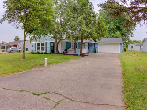 2946 E Blue Ridge Orch, Shelbyville, IN 46176