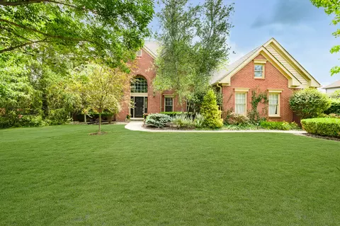 13258 Bobwhite Ln, Carmel, IN 46033