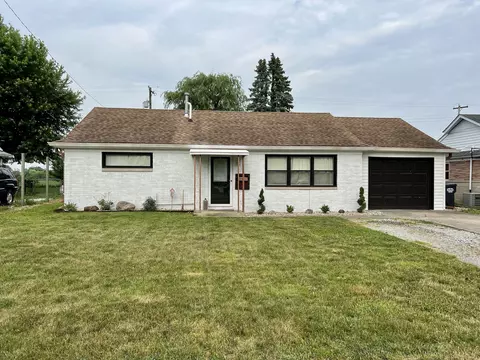 487 Park Dr, Greenwood, IN 46143
