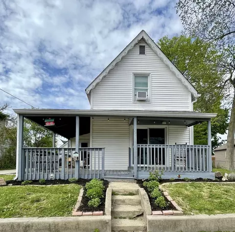 52 W Pearl St, Greenwood, IN 46142