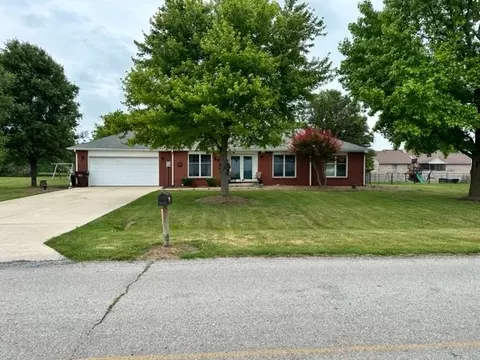 5010 E 800 N, Columbus, IN 47203