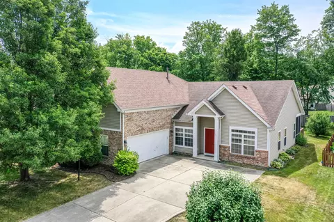 5887 Hollow Oak Trl, Carmel, IN 46033