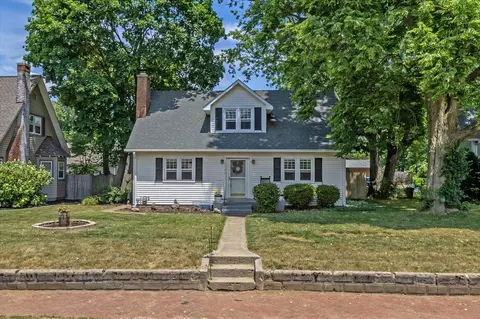 1522 Wayne St, Noblesville, IN 46060