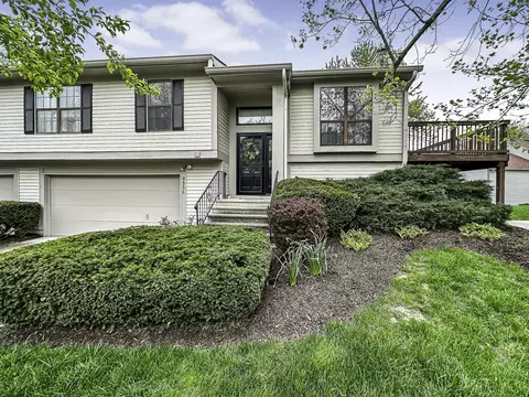 9536 Bay Vista East Dr, Indianapolis, IN 46250