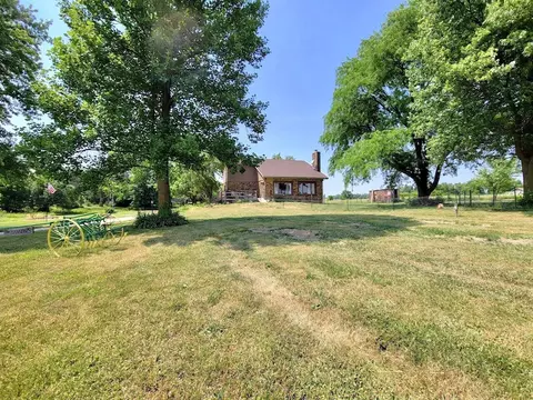926 W 900 S, Crawfordsville, IN 47933