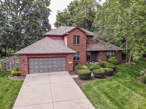 7556 Williamsburg Dr, Plainfield, IN 46168