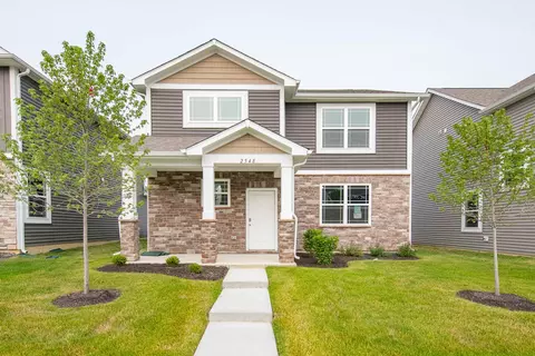 2548 Plano Dr, Whitestown, IN 46075