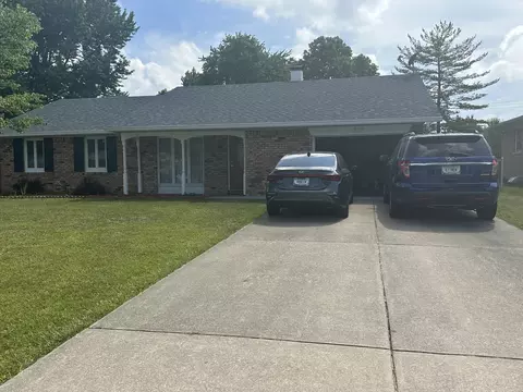655 Sunset Blvd, Greenwood, IN 46142