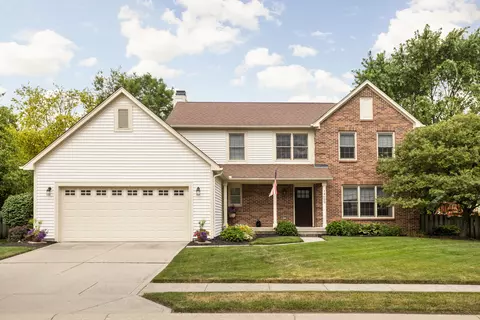 14502 Cotswold Ln, Carmel, IN 46033