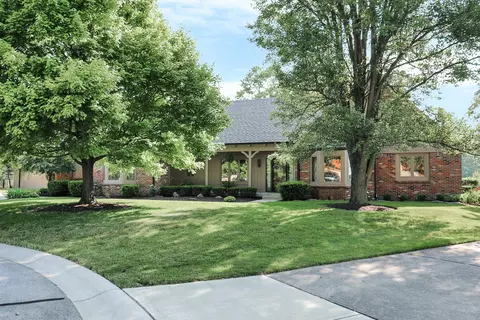 3058 Tremont Cir, Bargersville, IN 46106