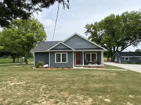 6207 S County Road 625 W, Coatesville, IN 46121