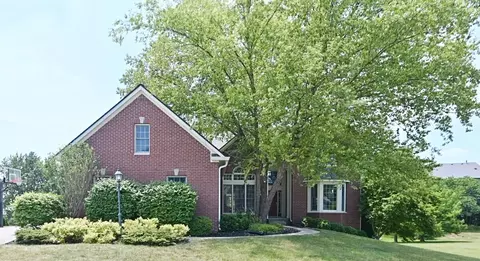 1077 Sullivans Rdg, Zionsville, IN 46077