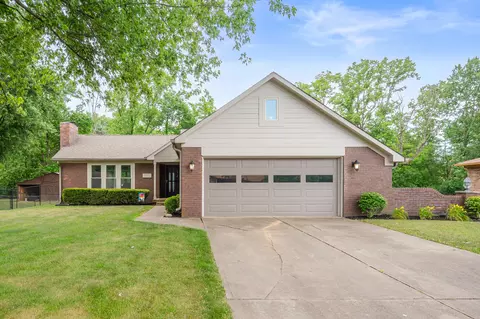 4261 Hazy Ln, Greenwood, IN 46142