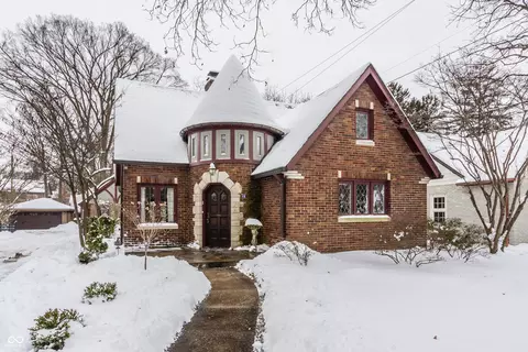 35 E 56th St, Indianapolis, IN 46220