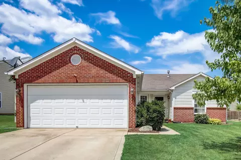 468 Parkview Dr, Danville, IN 46122