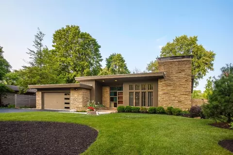 7323 Spring Mill Rd, Indianapolis, IN 46260