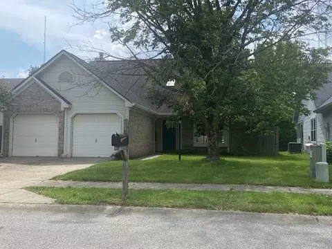 7762 Harcourt Springs Dr, Indianapolis, IN 46260