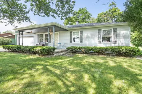 1327 Sherwood Dr, Anderson, IN 46012
