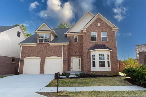 13592 Kensington Pl, Carmel, IN 46032