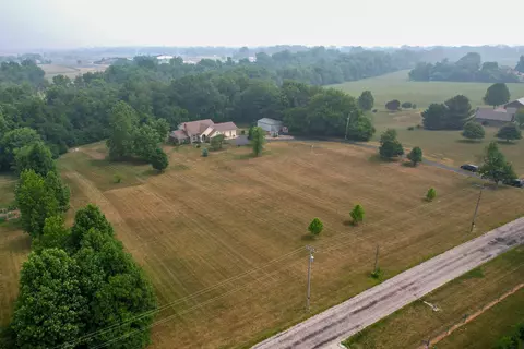 1086 W County Road 100 S, Danville, IN 46122