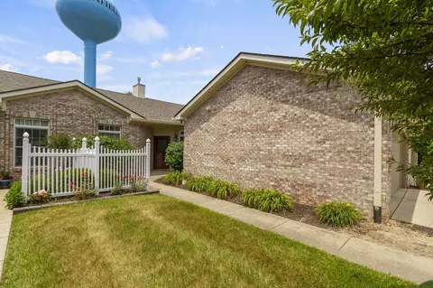 958 Kirkpatrick Pl, Greenfield, IN 46140