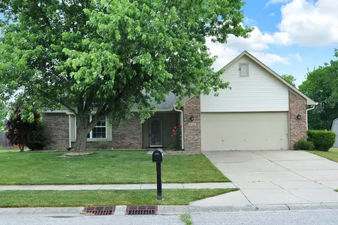 5733 Blackstone Ave, Indianapolis, IN 46237
