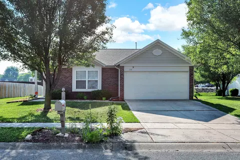 7155 Bobcat Trail Dr, Indianapolis, IN 46237