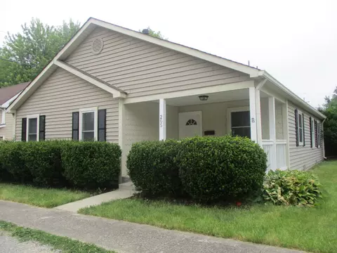 205 N Main St, Roachdale, IN 46172