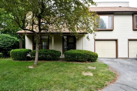 2564 Hideaway North Dr, Indianapolis, IN 46268