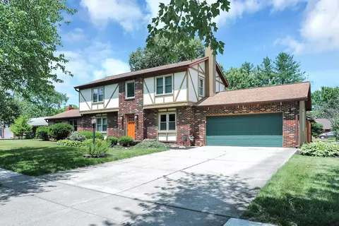 22 Douglas Pl, Terre Haute, IN 47803