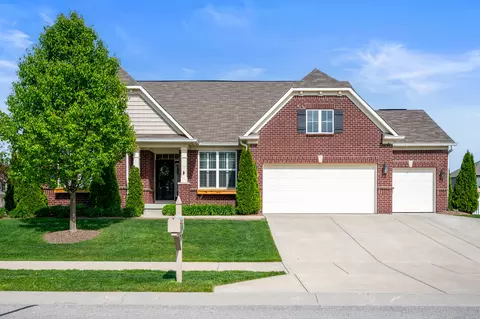 9751 N Port Dr, Mccordsville, IN 46055