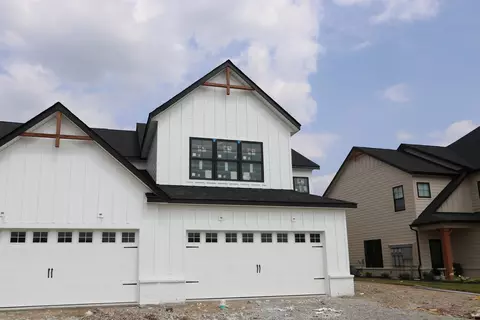 17461 Fetzer Ct, Westfield, IN 46062