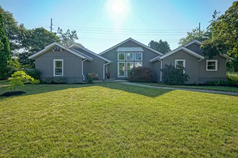 13067 Wembly Cir, Carmel, IN 46033