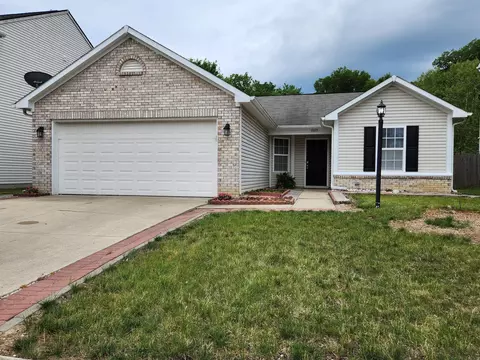 11075 Long Lake Ln, Fishers, IN 46037