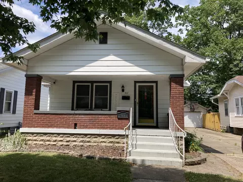 417 S 22nd St, Terre Haute, IN 47803
