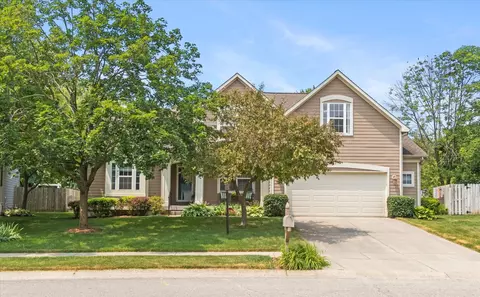 8244 Kentallen Ct, Indianapolis, IN 46236