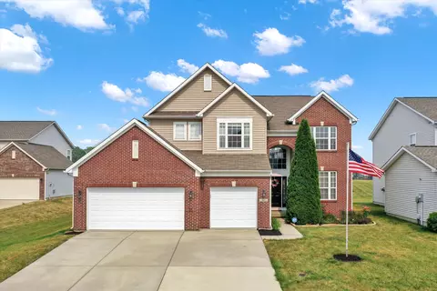 7807 Sea Eagle Cir, Zionsville, IN 46077