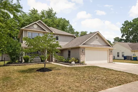 7958 Turkel Dr, Fishers, IN 46038
